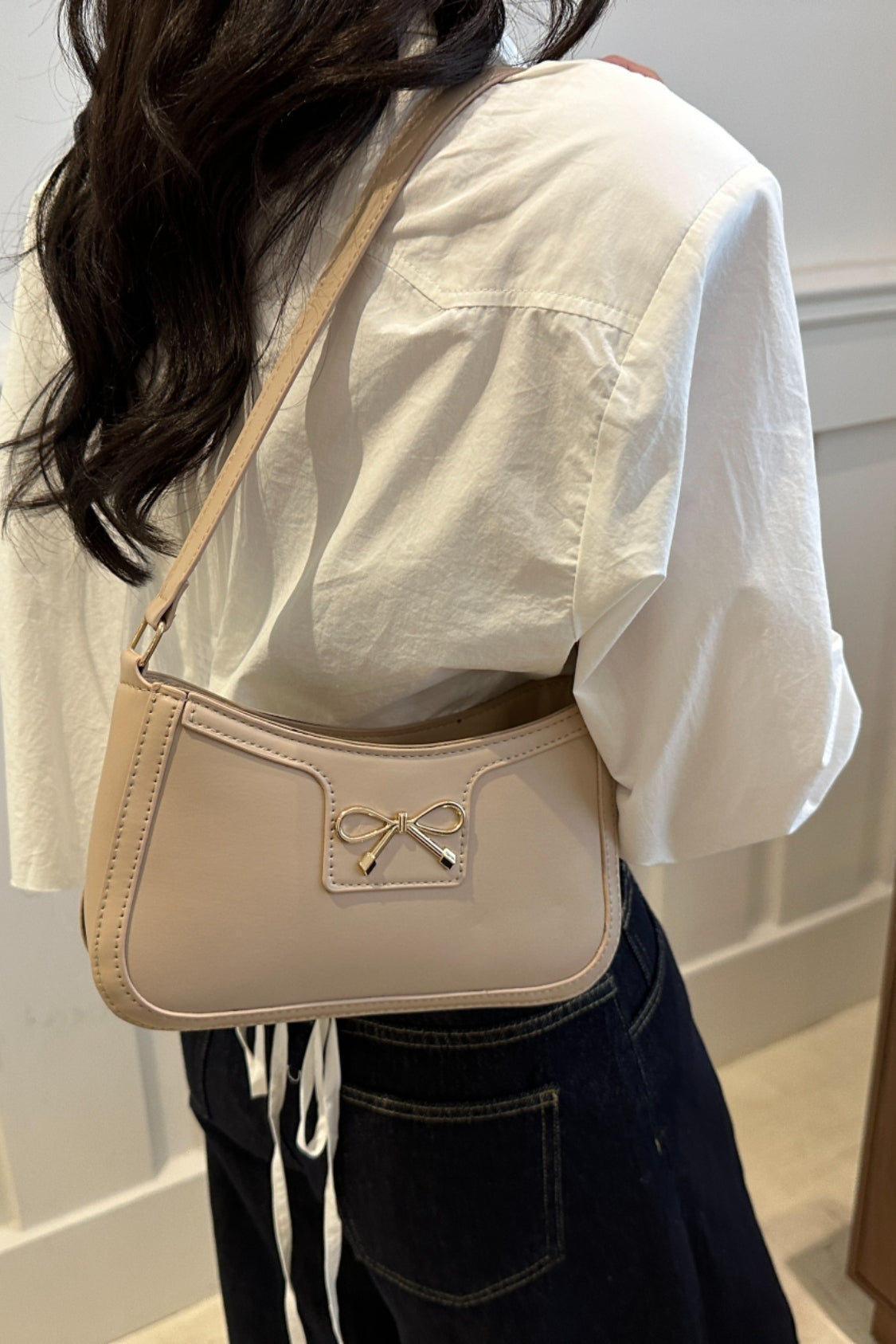 Trendy Bow Trim PU Leather Shoulder Bag in Rich Brown