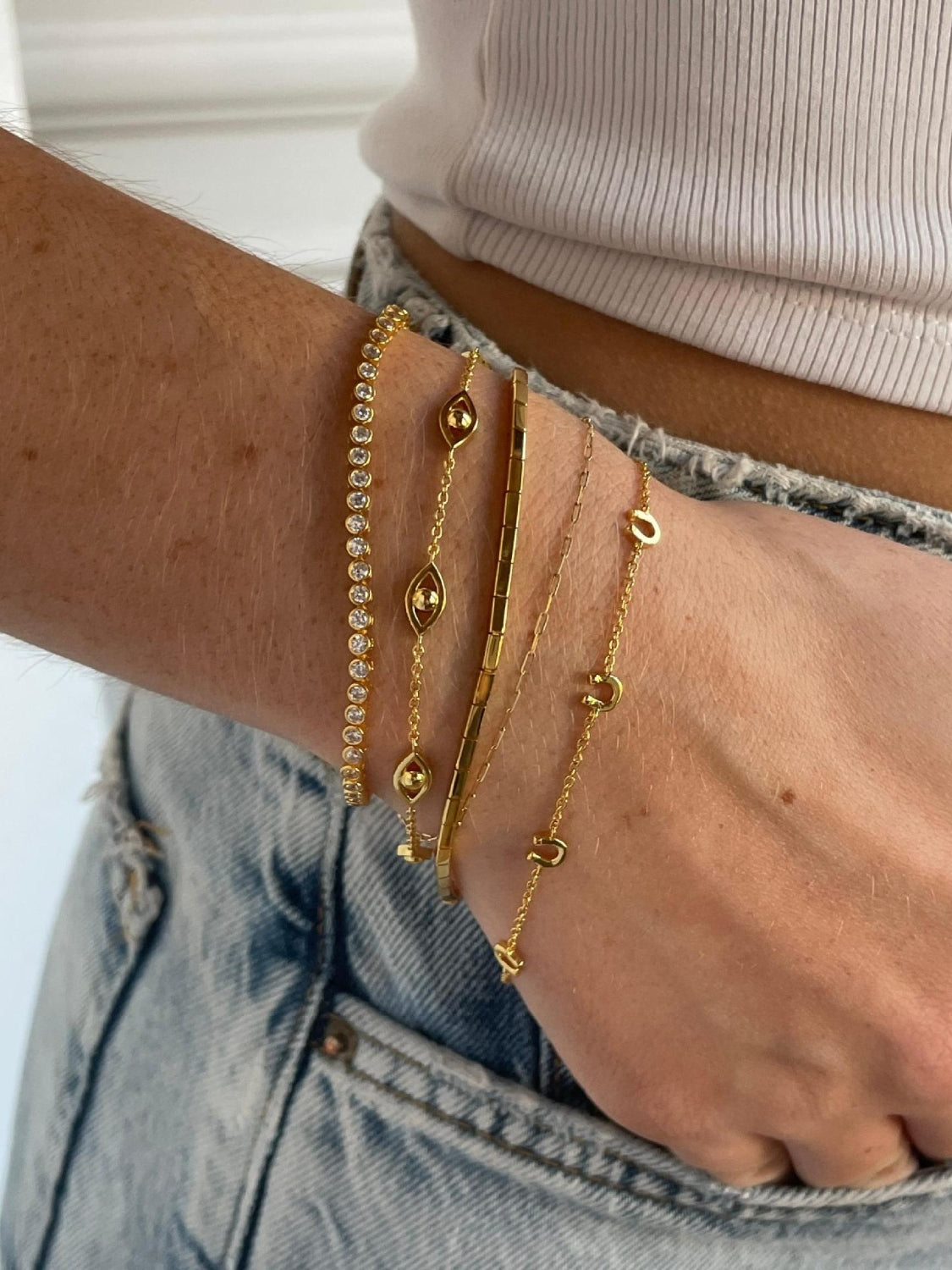 Elegant 18K Gold-Plated Titanium Steel Bracelet