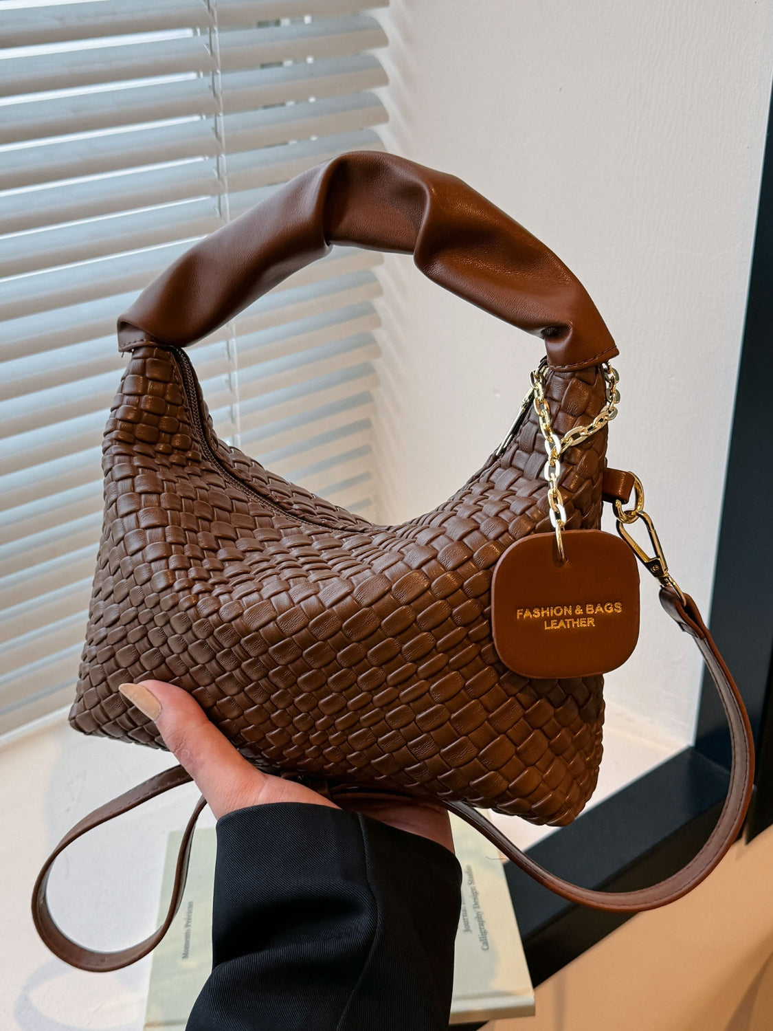 Stylish PU Leather Woven Crossbody Bag for Every Occasion