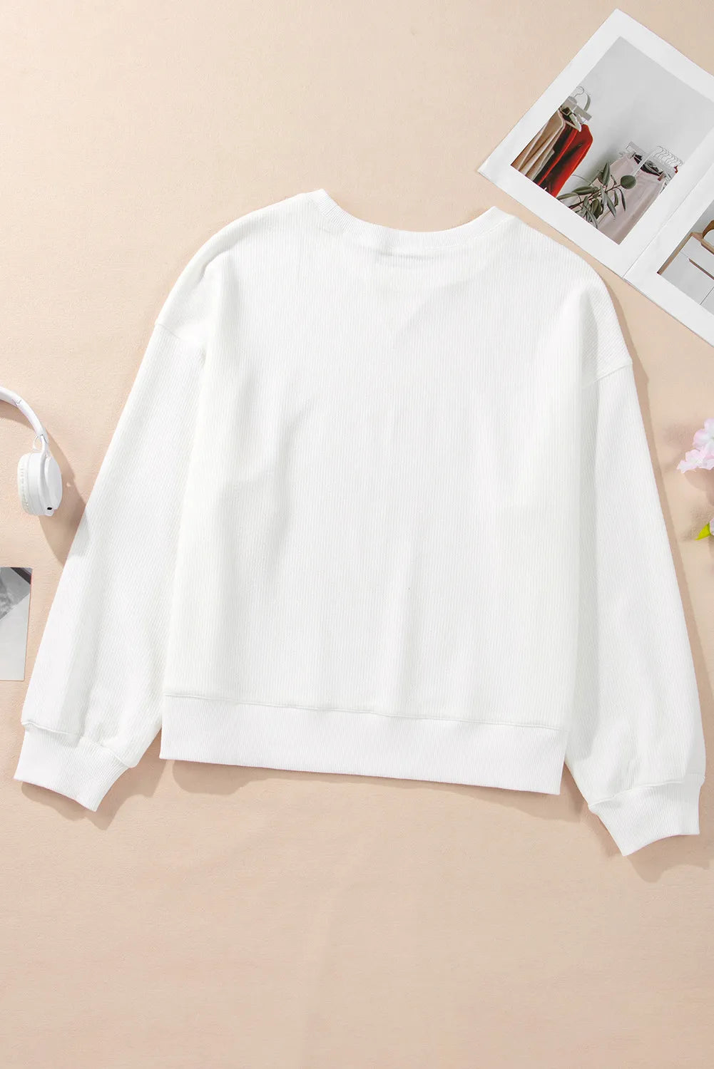 Stylish Bow Print Long Sleeve Sweatshirt with Soft Fabric Feel