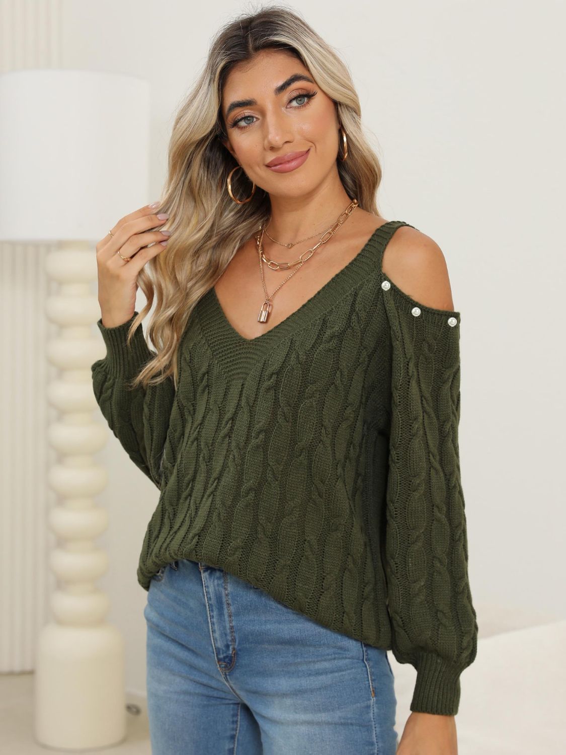 Women's Fashion Cable-Knit Cold Shoulder Sweater