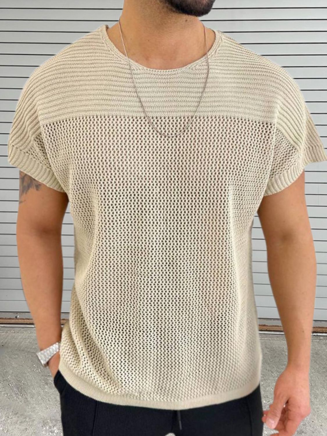 Stylish Men's Eyelet Round Neck Short Sleeve T-Shirt