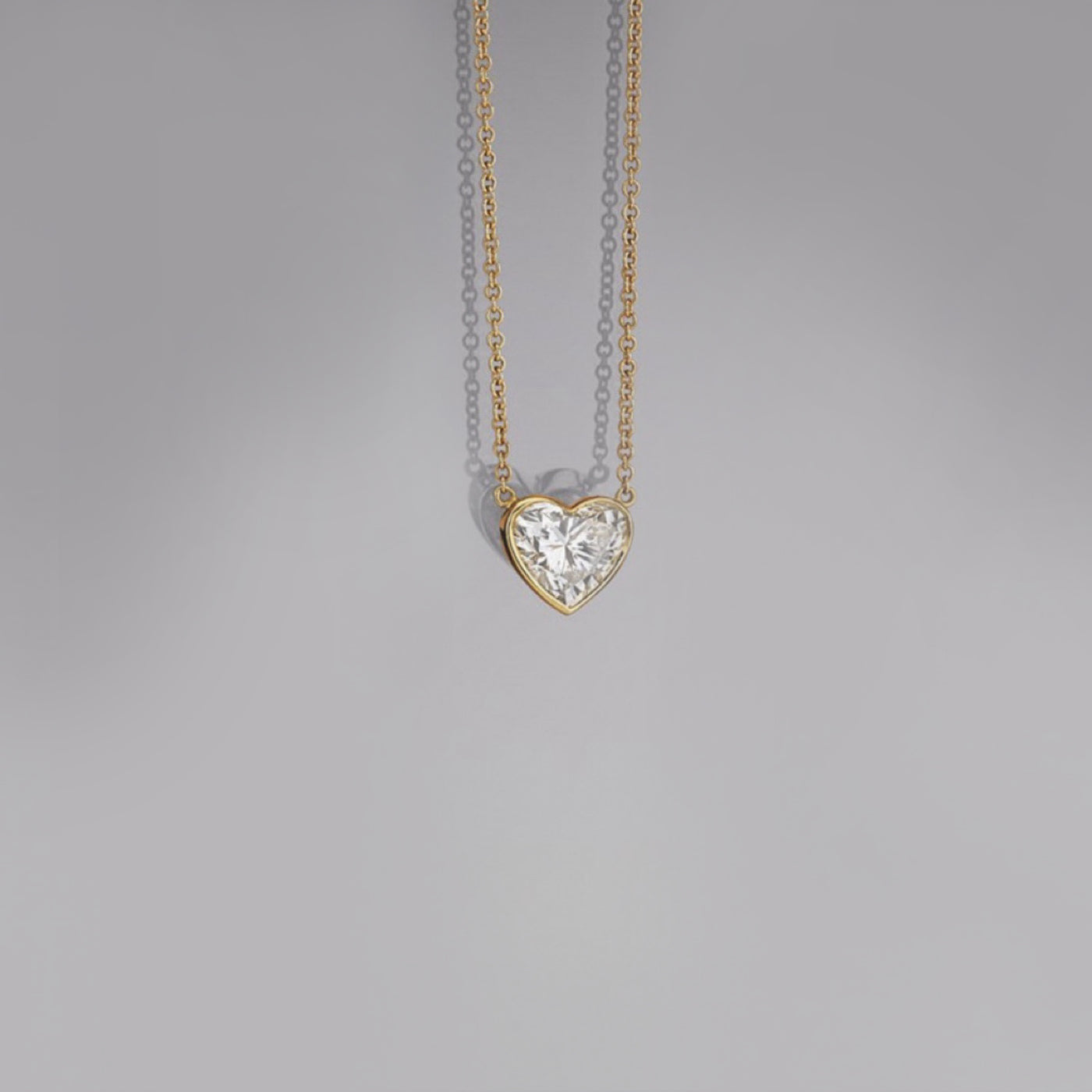 Elegant 18K Gold-Plated Teardrop Necklace with Crystal Accents