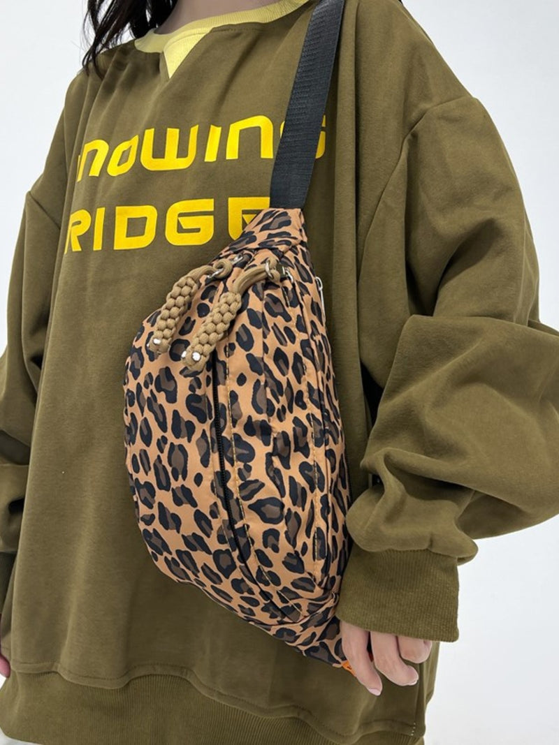 Stylish Leopard Nylon Crossbody Bag for Everyday Use
