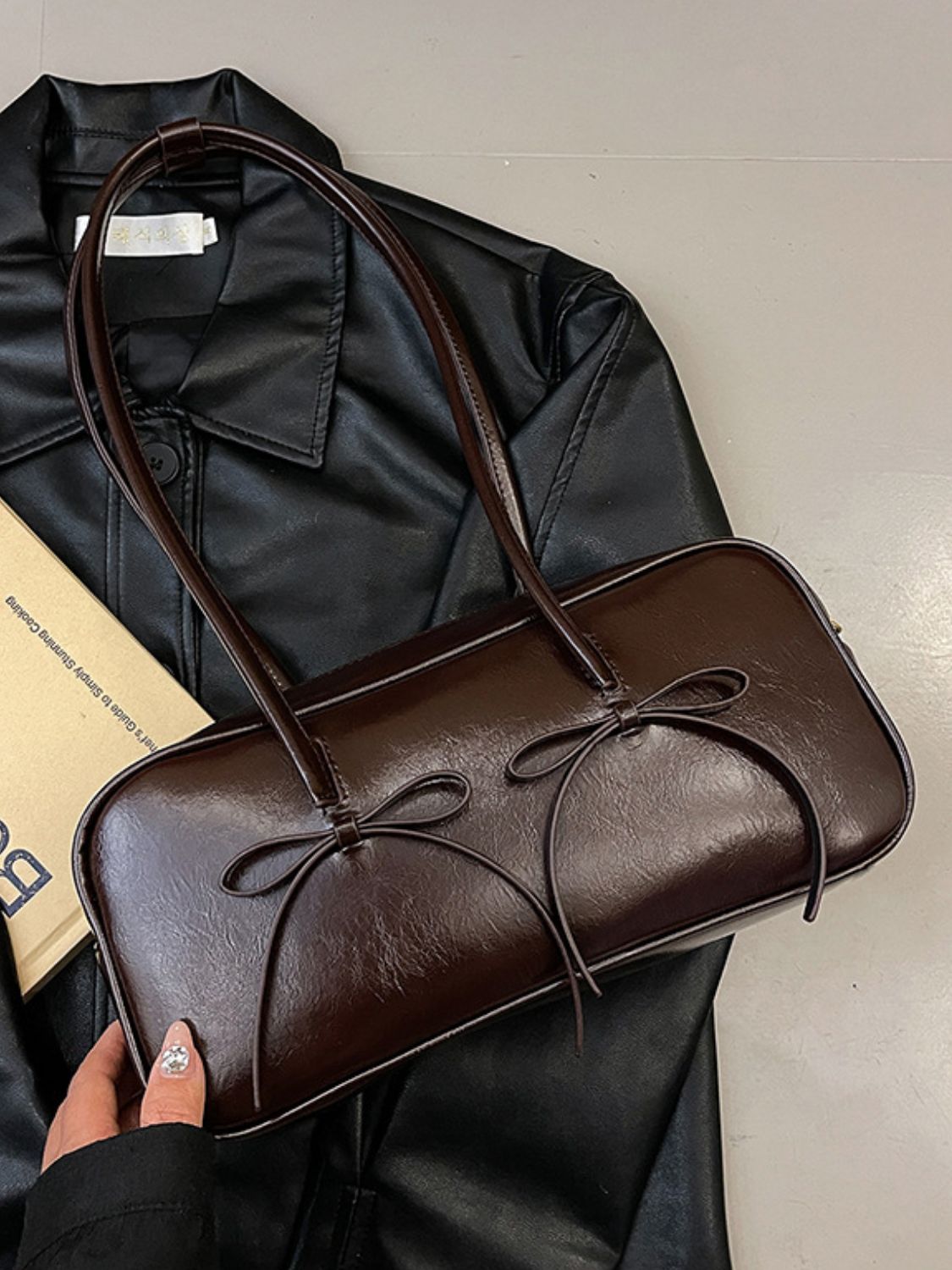 Stylish PU Leather Bow Trim Shoulder Bag for Any Occasion