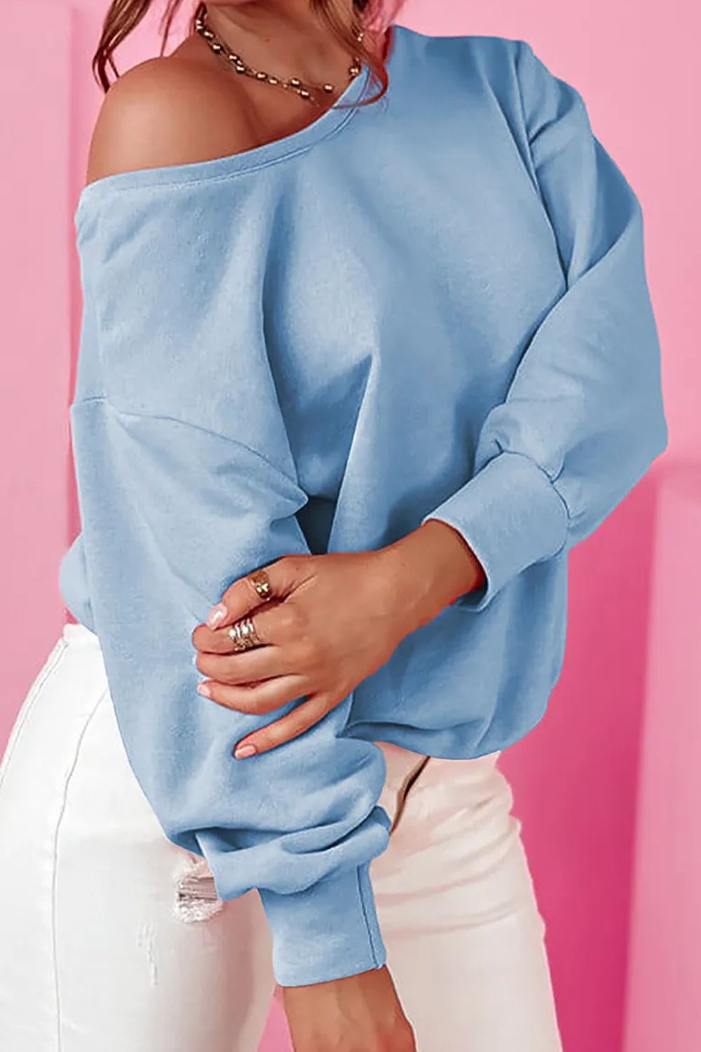 Chic Bow Round Neck Sweatshirt - Soft, Casual, and Versatile