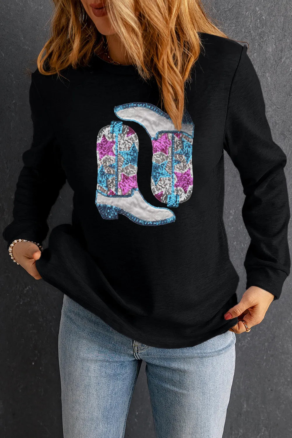 Casual Black Boots Graphic Sweatshirt with Long Sleeves