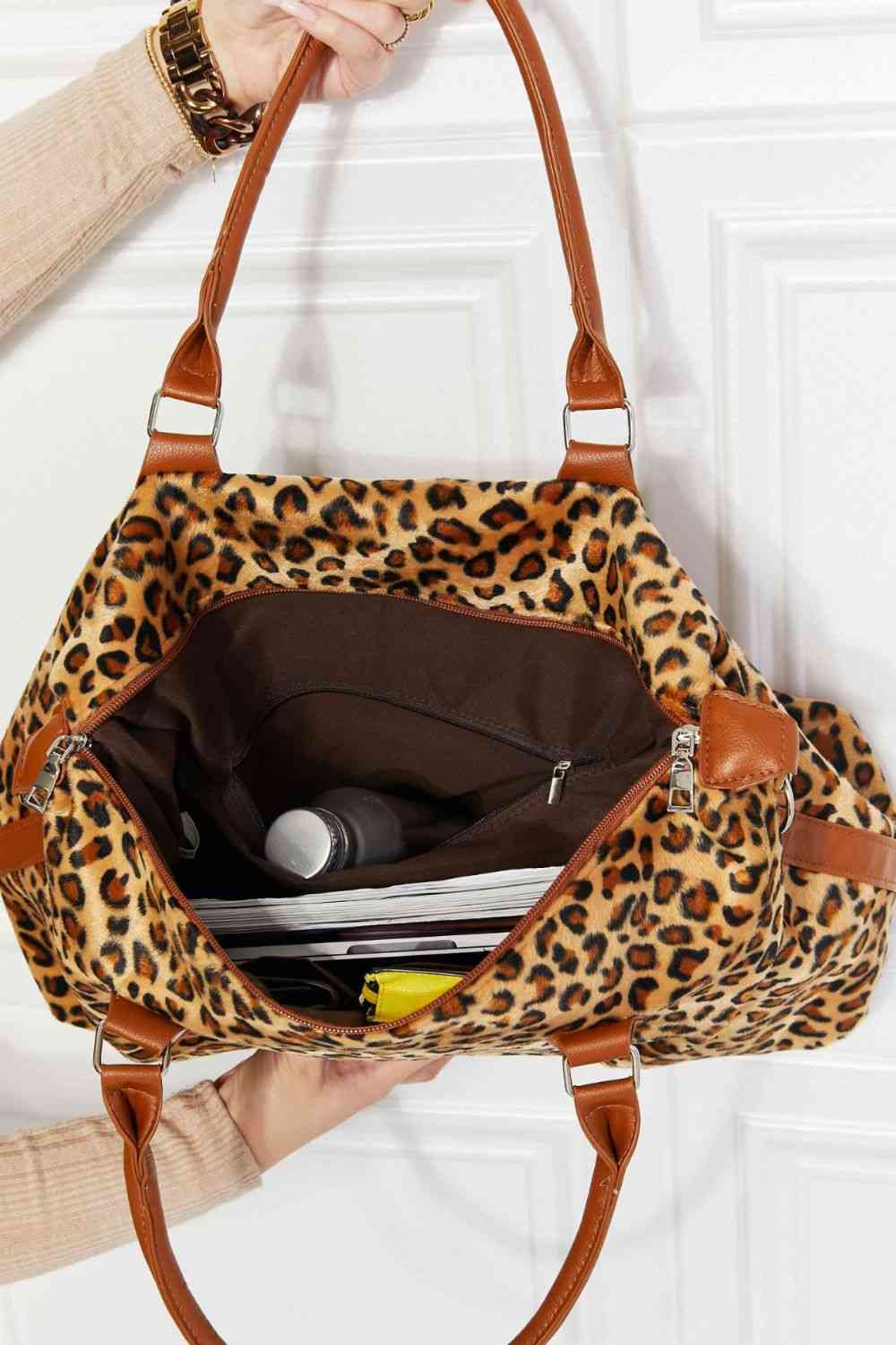 Stylish Animal Print Brushed Weekender Bag for Travel