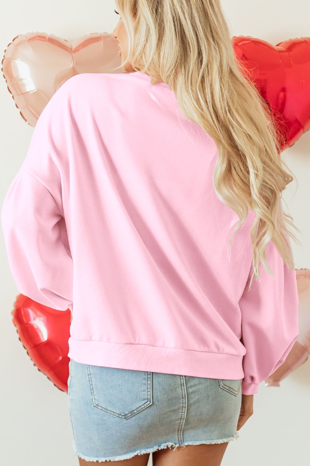 Chic Bow Round Neck Long Sleeve Sweatshirt in Soft Pink