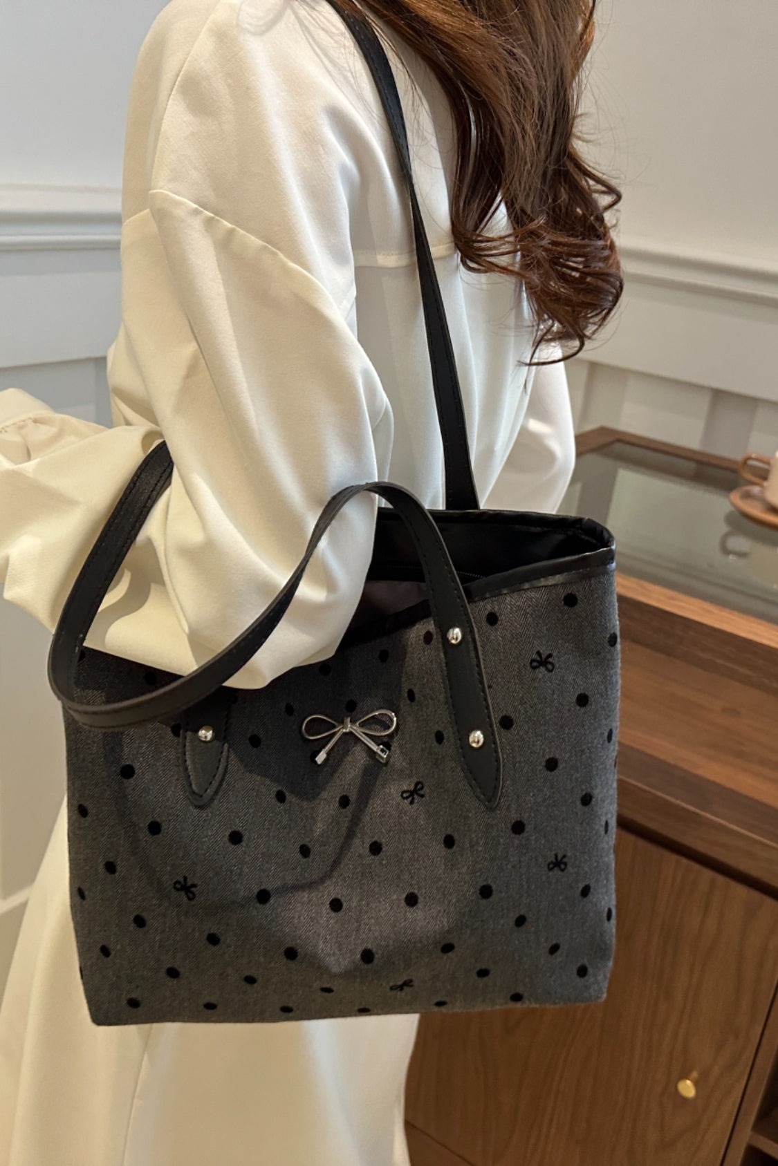 Stylish Bow Trim Polyester Tote Bag for Everyday Use