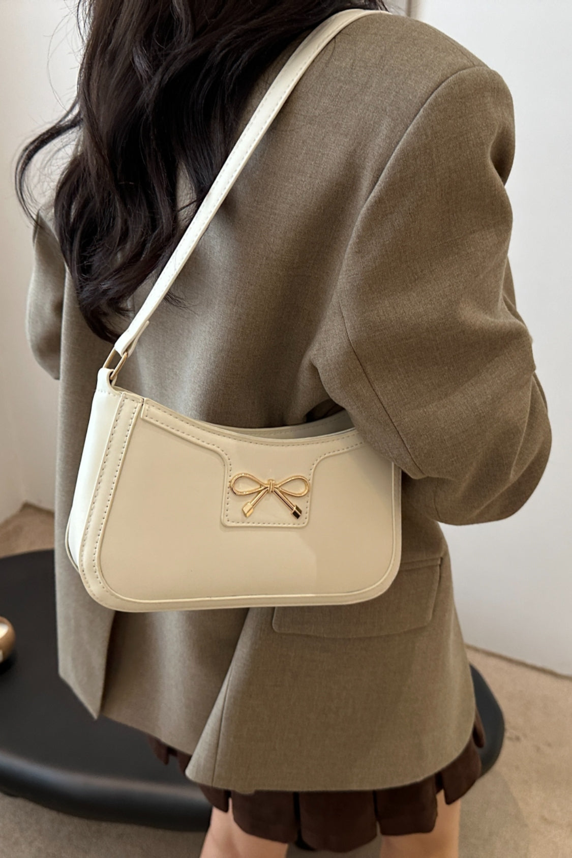 Trendy Bow Trim PU Leather Shoulder Bag in Rich Brown