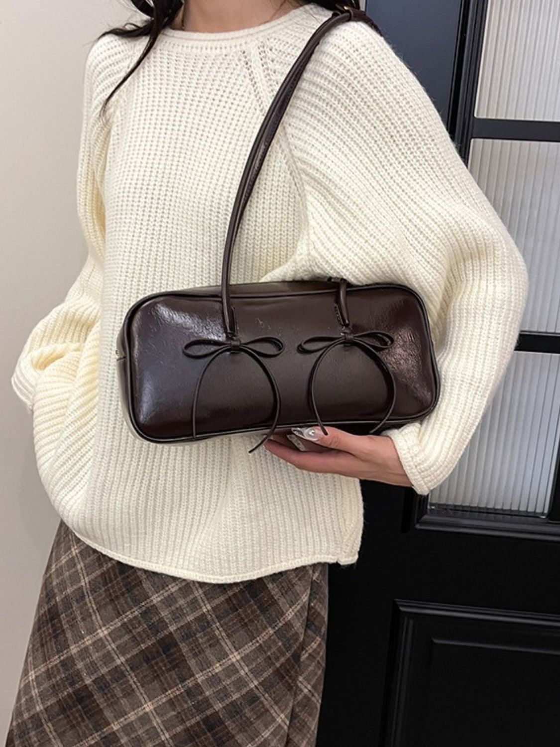 Stylish PU Leather Bow Trim Shoulder Bag for Any Occasion