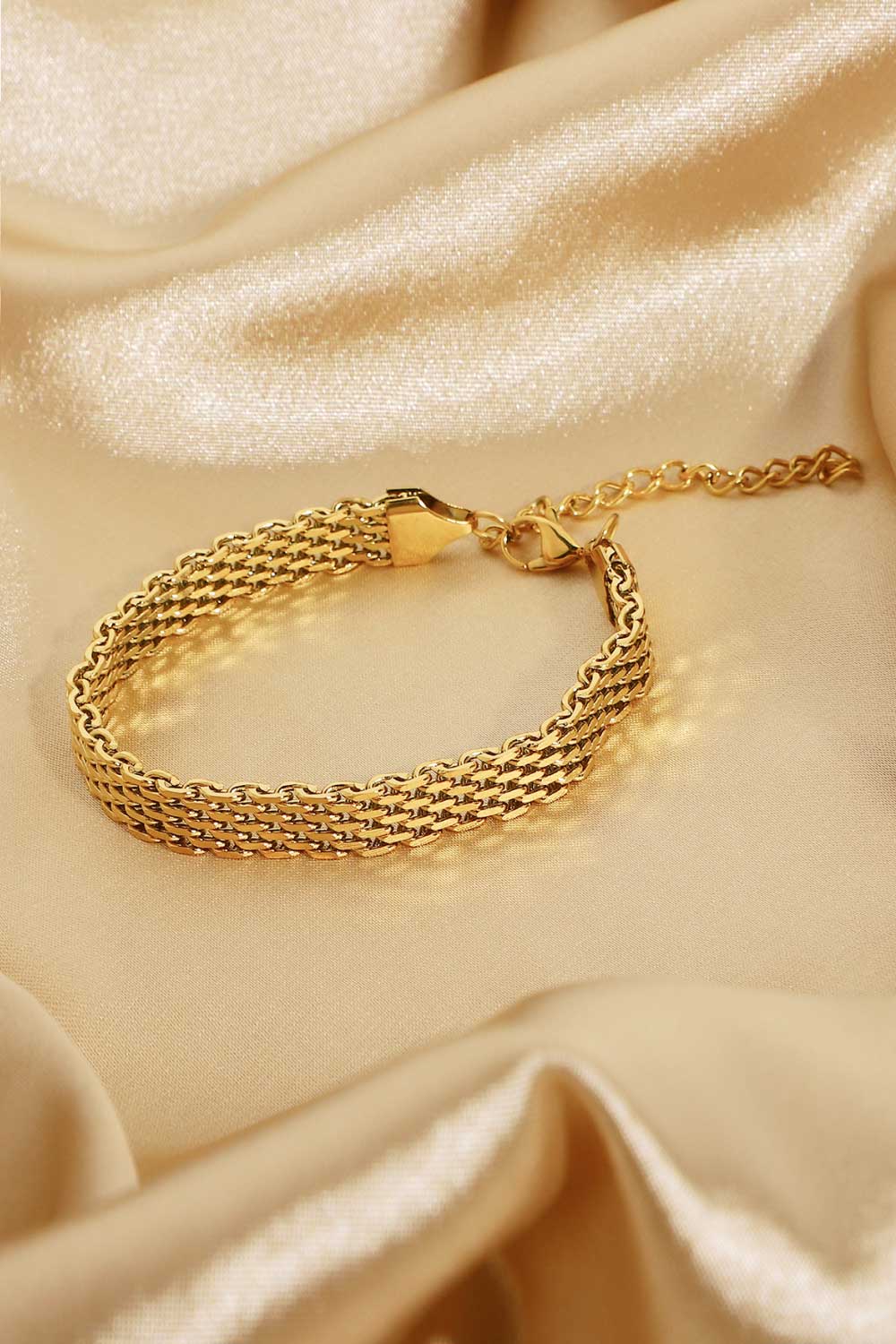 Luxurious 18K Gold-Plated Wide Chain Bracelet - Stylish Elegance