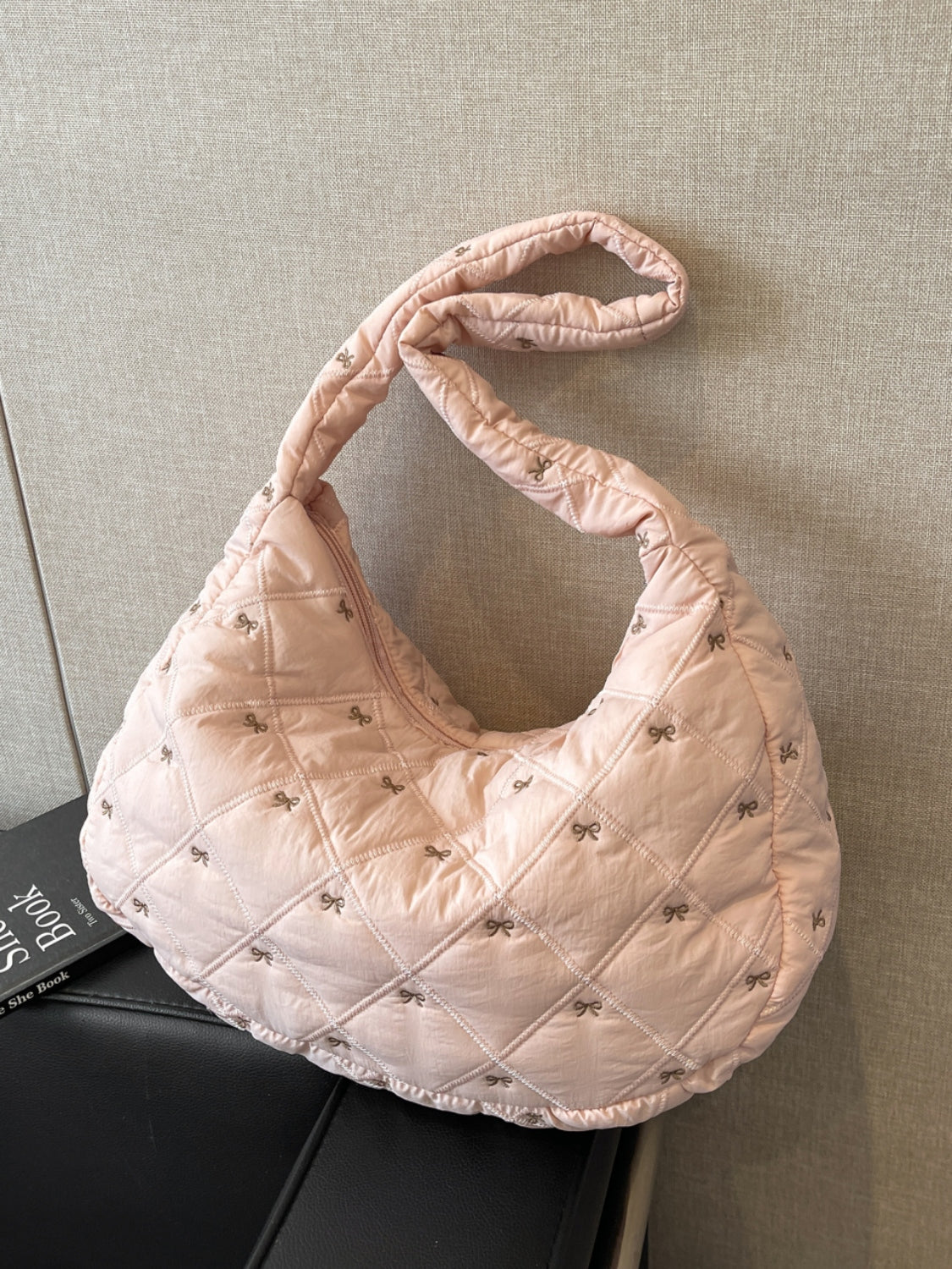 Chic Bow Polyester Shoulder Bag for Stylish Essentials