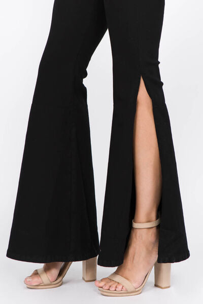 Modern Flare Jeans with Stylish Side Slits in Versatile Black