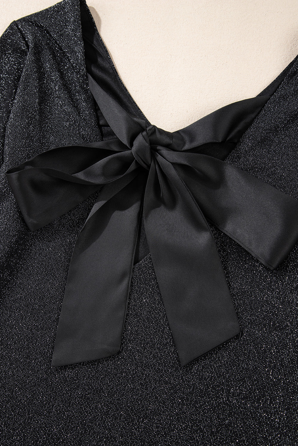 Elegant Bowknot V-Neck Blouse in Shimmering Red Fabric