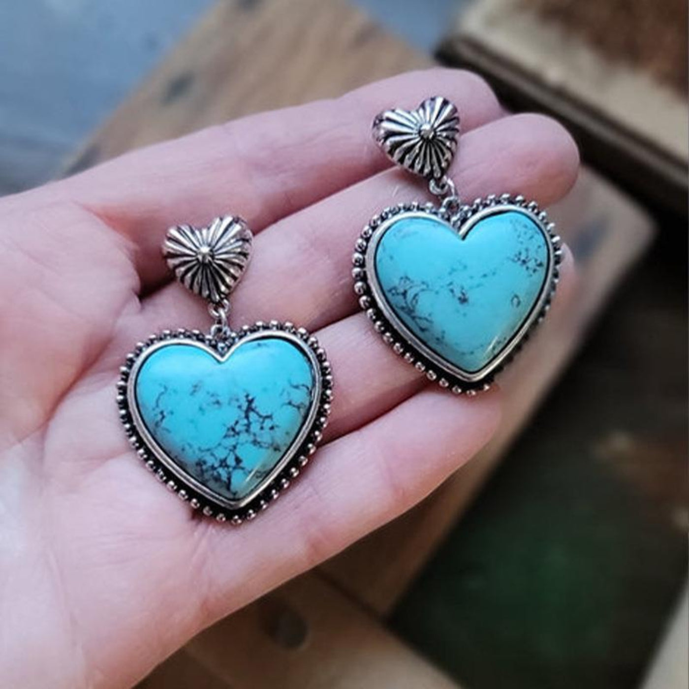 Trendy Turquoise Heart Dangle Earrings with Vintage Charm