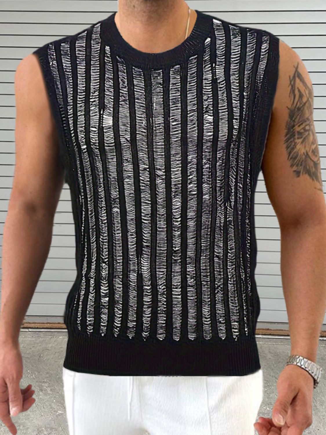 Men's Round Neck Hollow Out Sleeveless Top for Casual Style