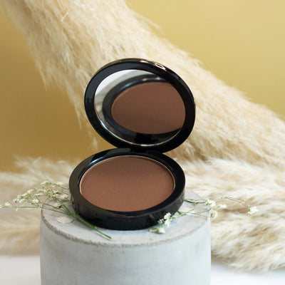 Radiant Glow with Bronzer - Pecan for All Skin Types