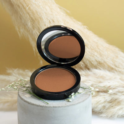 Tawny Bronzer: Long-Lasting Sun-Kissed Glow for All Seasons
