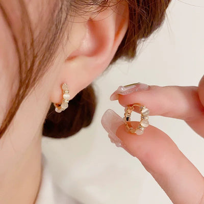 High Sense Delicate Small Opal Ear Clip Female
