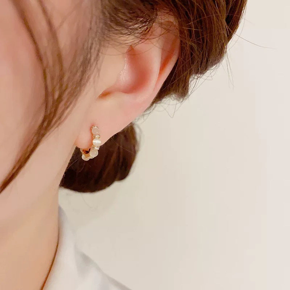 High Sense Delicate Small Opal Ear Clip Female