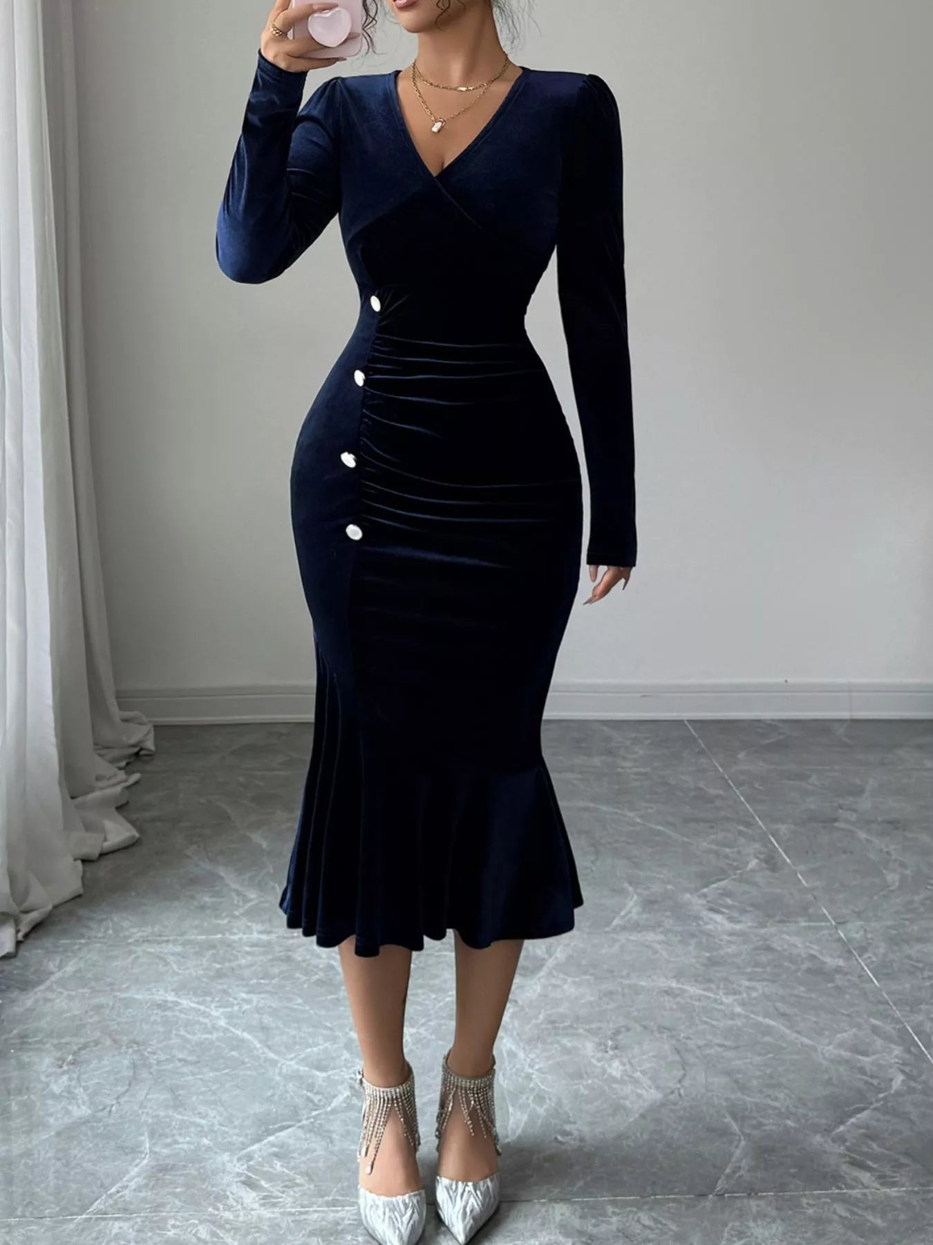 Long Sleeve V-Neck Mermaid Dress