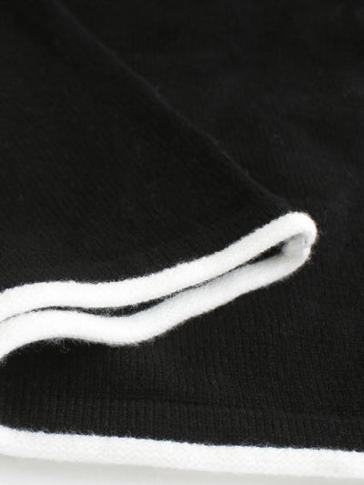 Contrast Trim Off-Shoulder Long Sleeve Maxi Sweater Dress