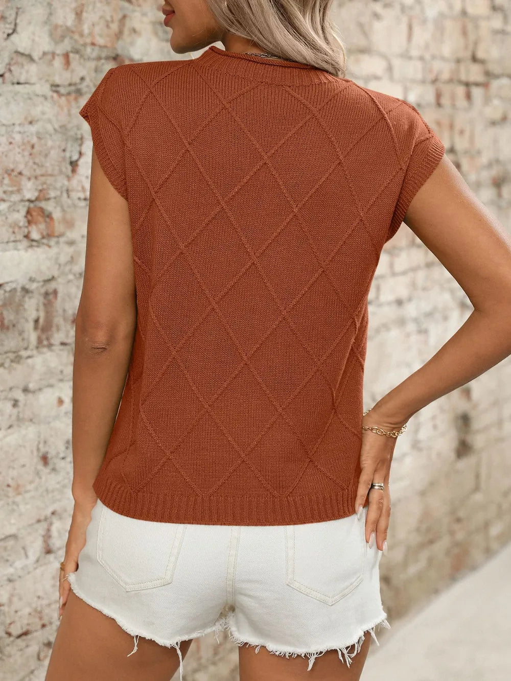 Round Neck Cap Sleeve Knit Top