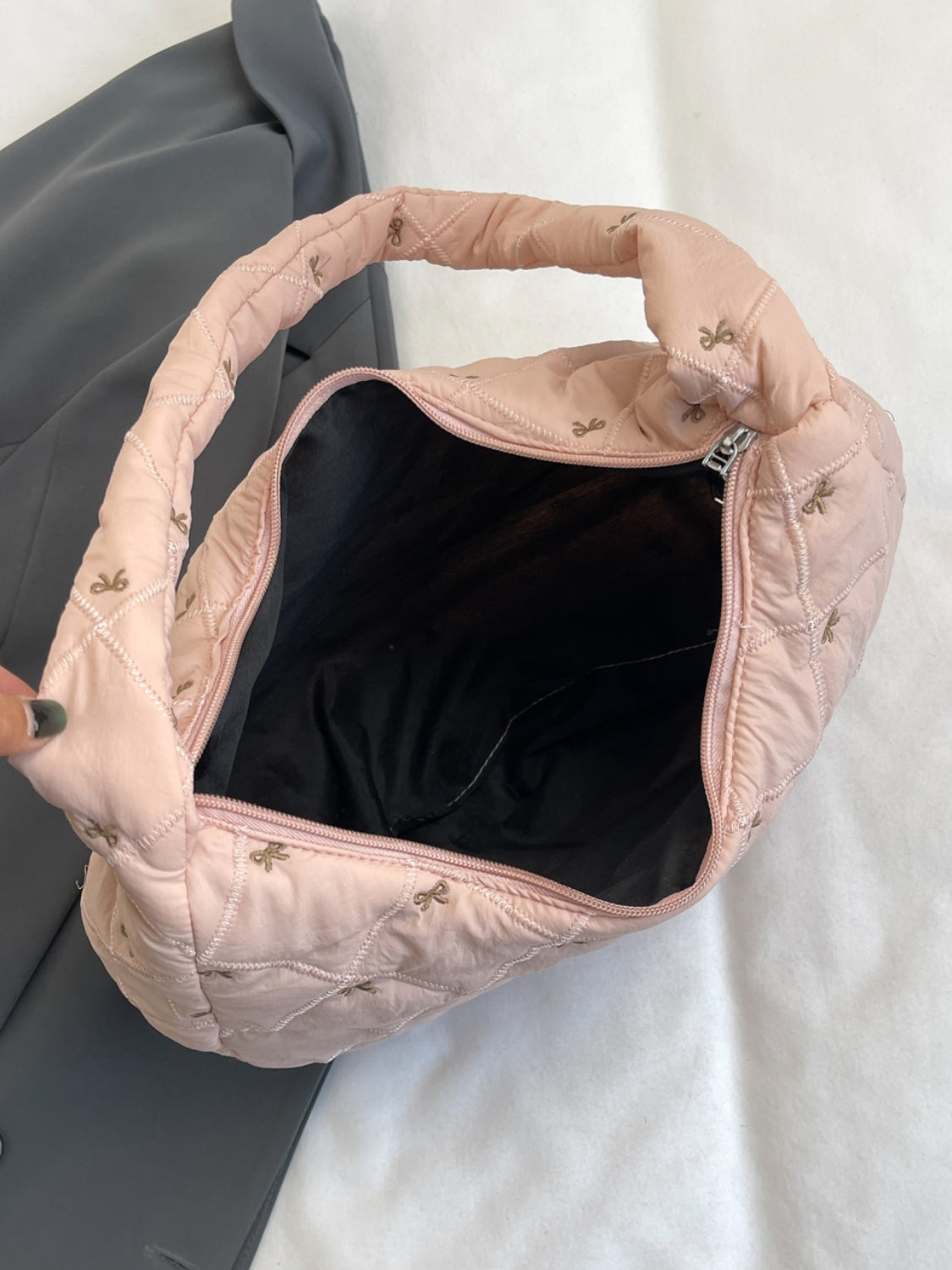 Chic Bow Polyester Shoulder Bag for Stylish Essentials