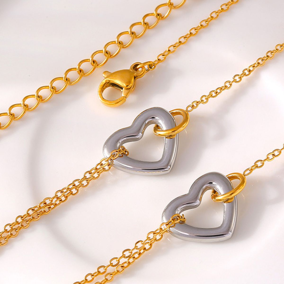 Chic 18K Gold-Plated Heart Bracelet - Perfect Gift for Her