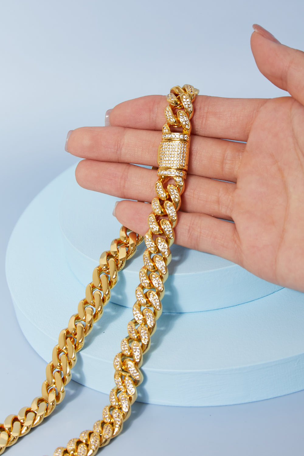 Elegant Brass Curb Chain Necklace with Cubic Zirconia Sparkle