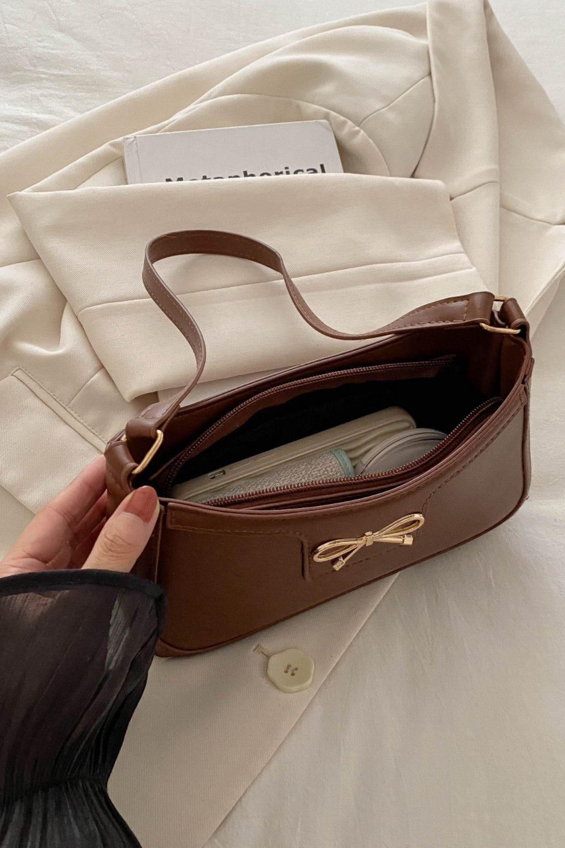 Trendy Bow Trim PU Leather Shoulder Bag in Rich Brown