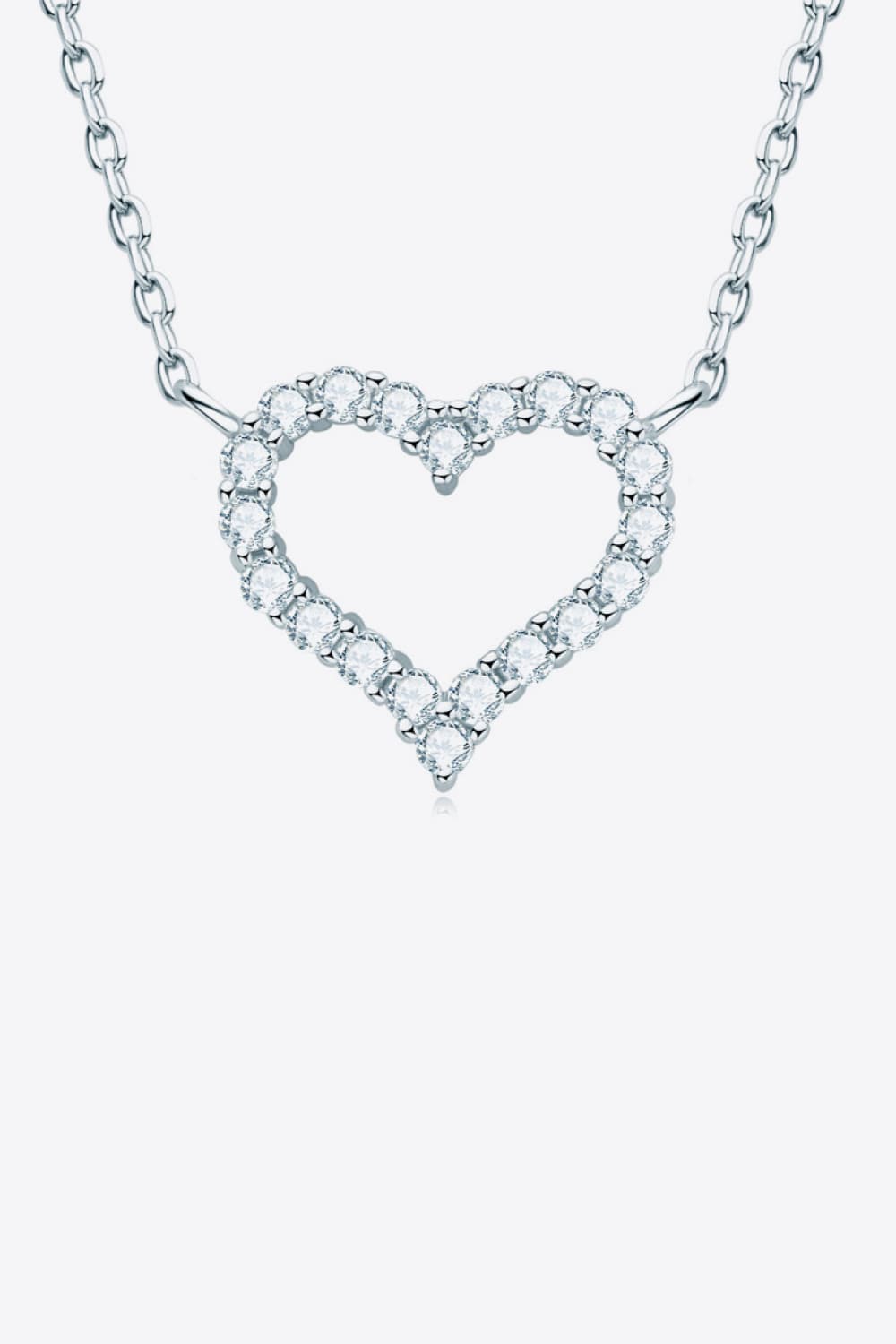 Sparkling Moissanite Heart Necklace for Romantic Gifting