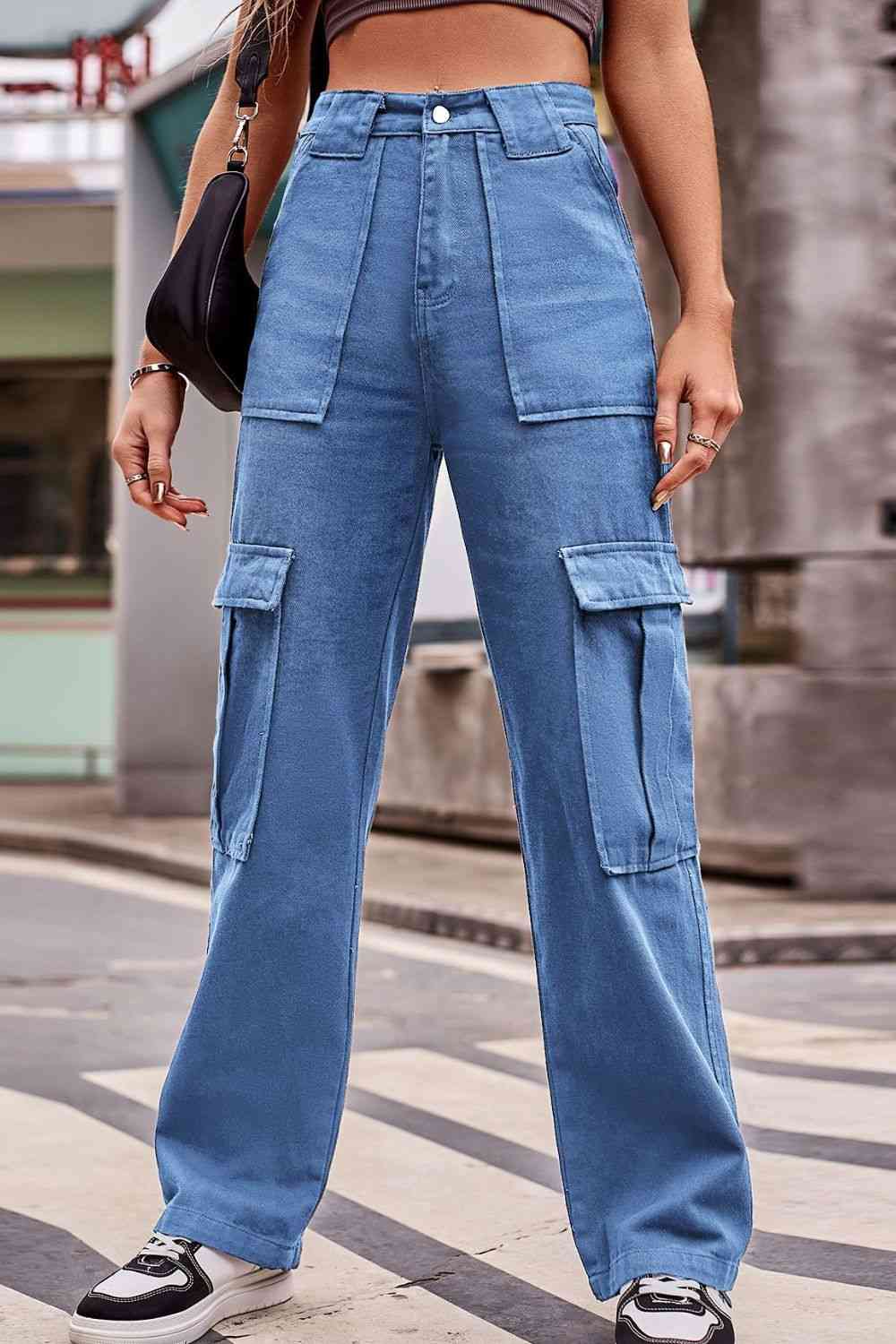 Trendy Buttoned High Waist Loose Fit Jeans with Pockets