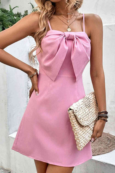 Chic Bow Detail Spaghetti Strap Dress in Soft Pink