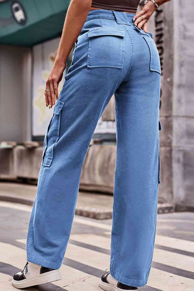 Trendy Buttoned High Waist Loose Fit Jeans with Pockets